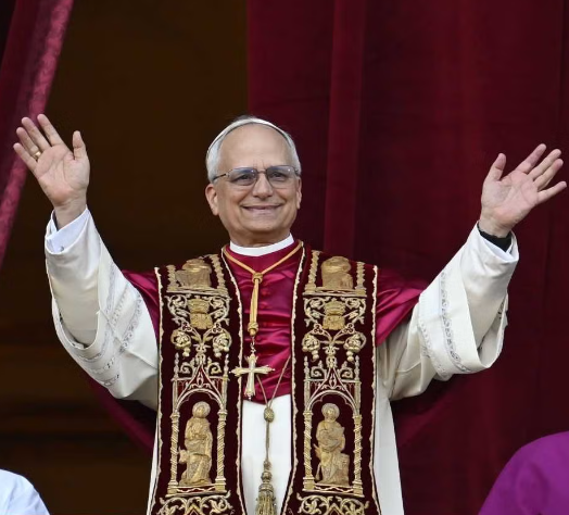 Pope Leo 14 arms out